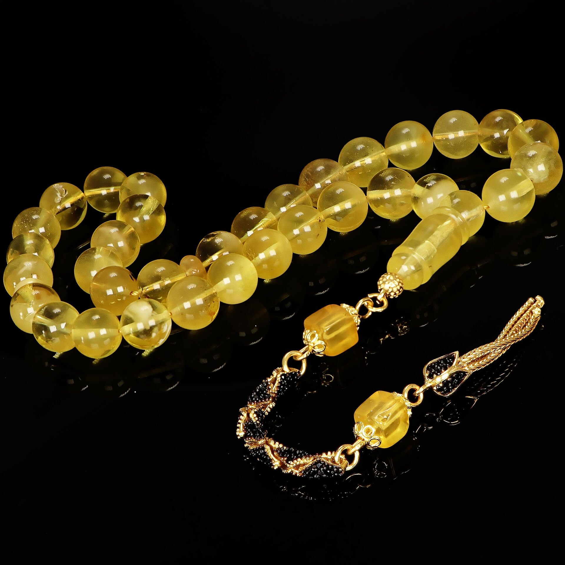 Doğal Damla Kehribar Tespih – Özel Tasarım Kehribar Taşlı  Püskül''