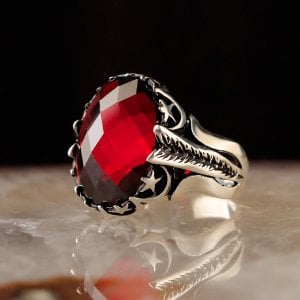 Kırmızı Renk Zirkon Taşlı Ayyıldızlı 925 Ayar Gümüş Yüzük