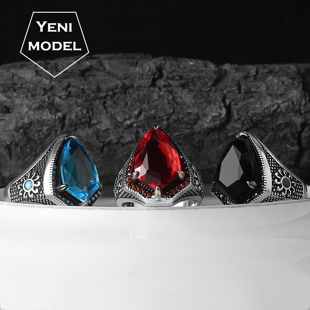 Zirkon Taşlı Desenli 925 Ayar Erkek Gümüş Yüzük