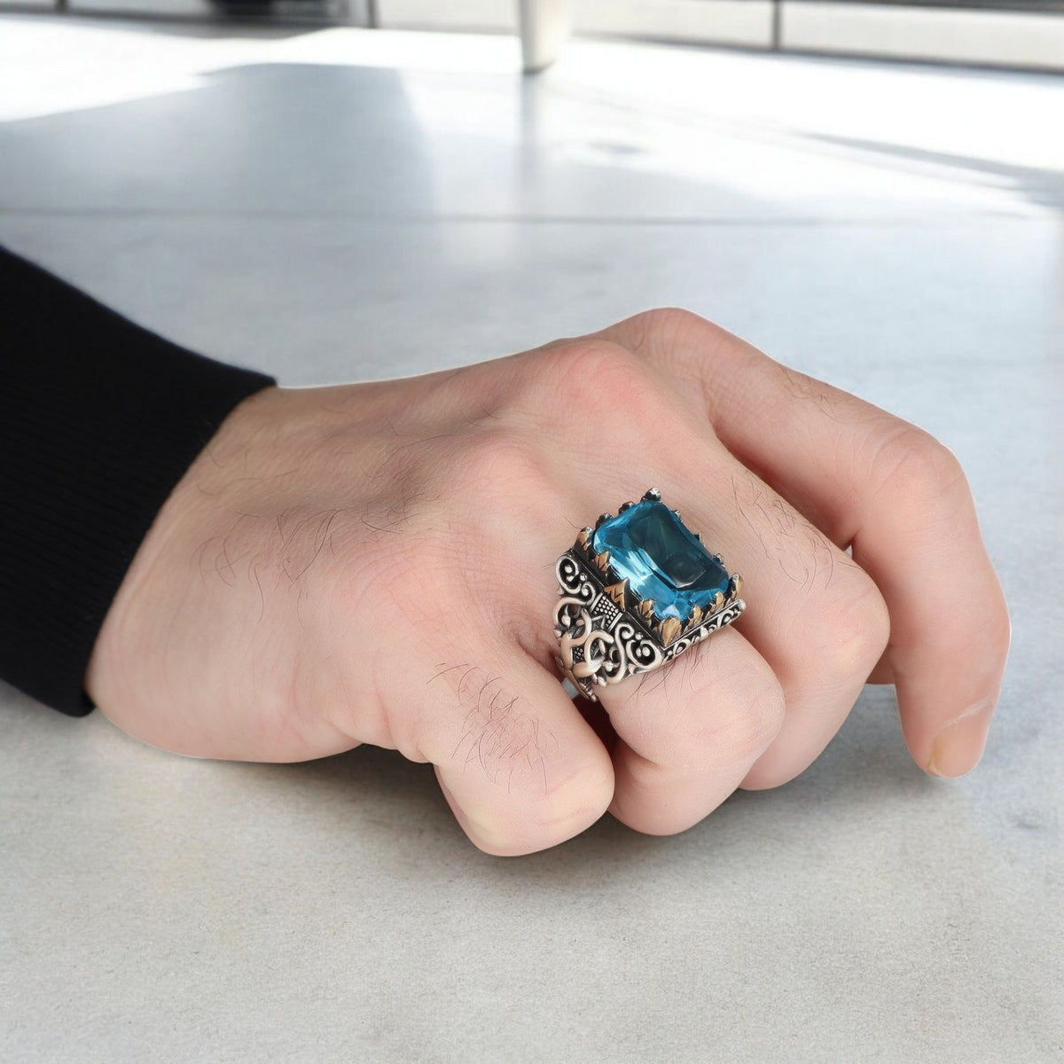 Blue Topaz  Taşlı Desenli Model Erkek Gümüş Yüzük