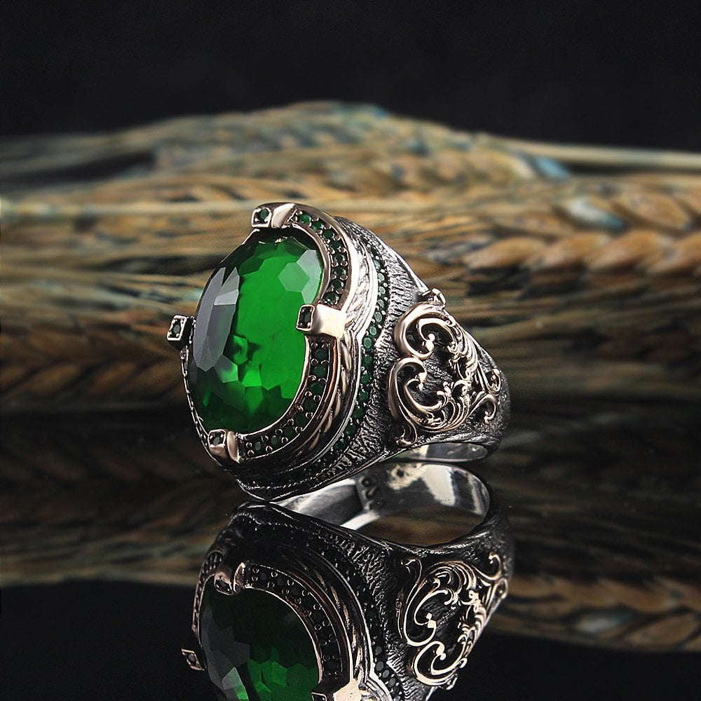 Green Zircon Stone-set 925 K Silver Men's Ring