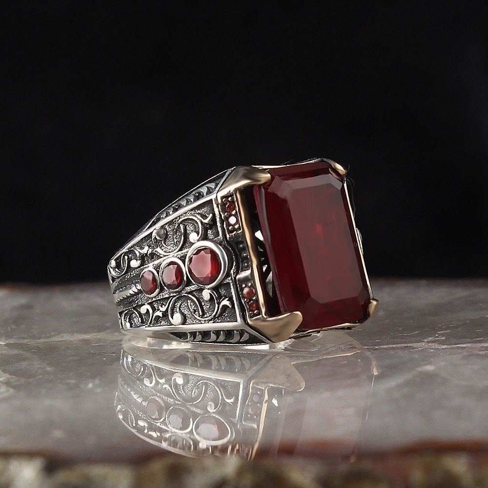Red Zircon Stone-set 925 K Silver Men's Ring