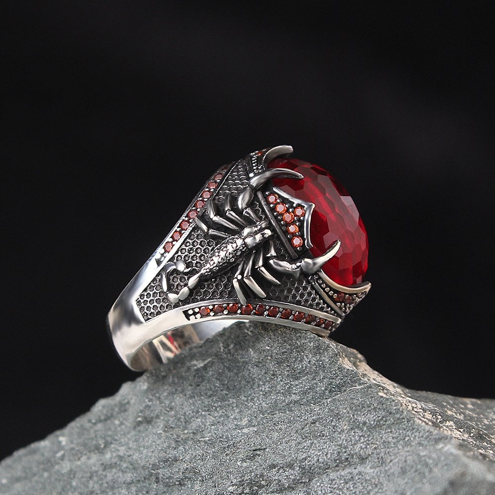 Scorpion Kral Crystal Cut Zircon Stone-set 925 K Silver Men's Ring