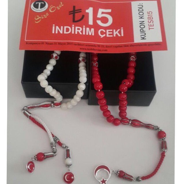 Canan Sezer isimli müşterimizden gelen Özel Tasarım Gümüş Püsküllü Kırmızı Mercan Tesbih ve Mineli Gümüş Püsküllü Sedef Taşı Tesbih