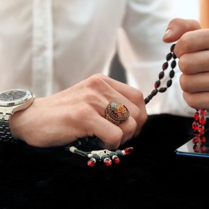 Rodaj Kaplamalı Kırmızı Zirkon Taşlı 925 Ayar Erkek Gümüş Yüzük