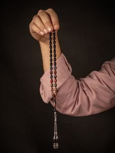 Kişiye Özel Gümüş Harfli Kutulu  Kehribar Tesbih