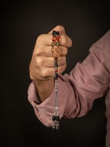 Kişiye Özel Gümüş Harfli Kutulu  Kehribar Tesbih