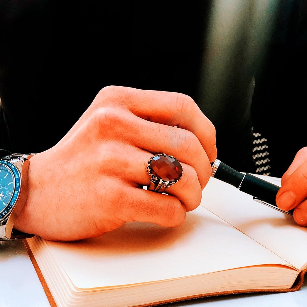 Kırmızı Renk Zirkon Taşlı Ayyıldızlı 925 Ayar Gümüş Yüzük