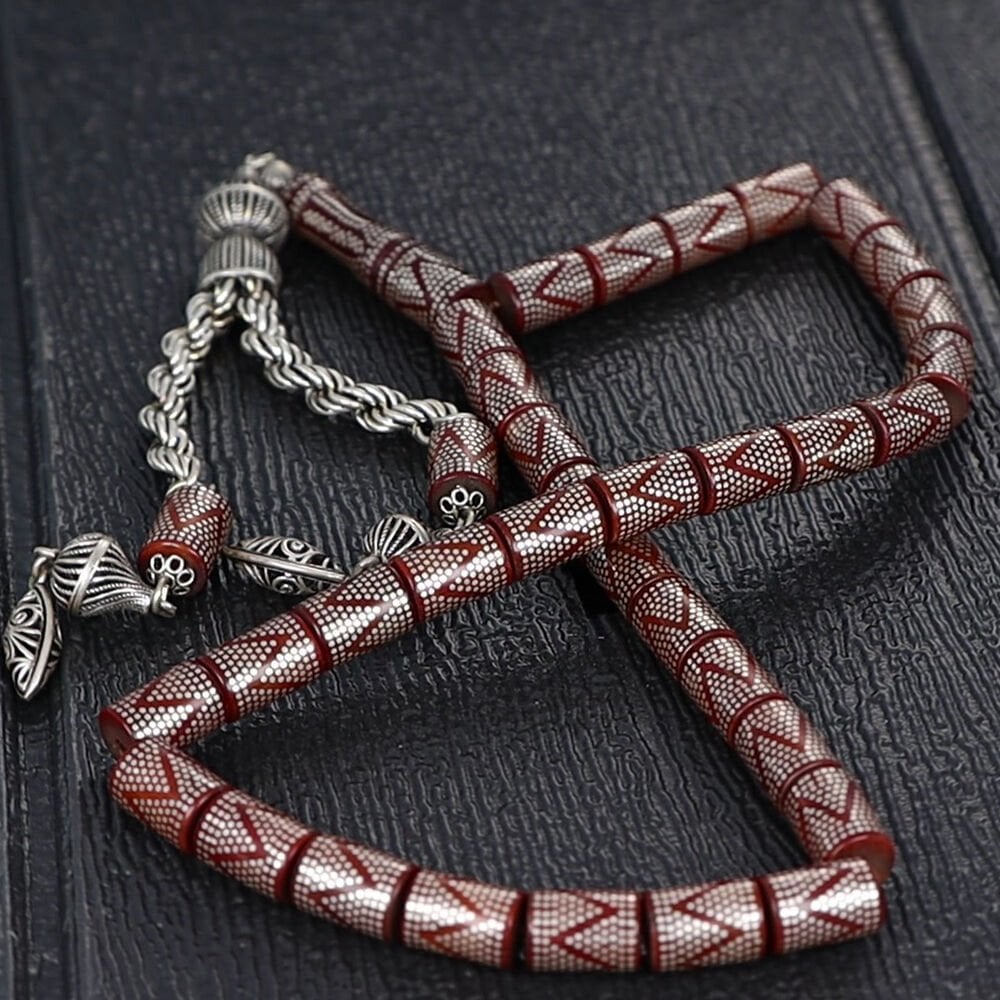 Yoğun Gümüş İşleme Usta İşçilikli Kesme Kuka Tesbih