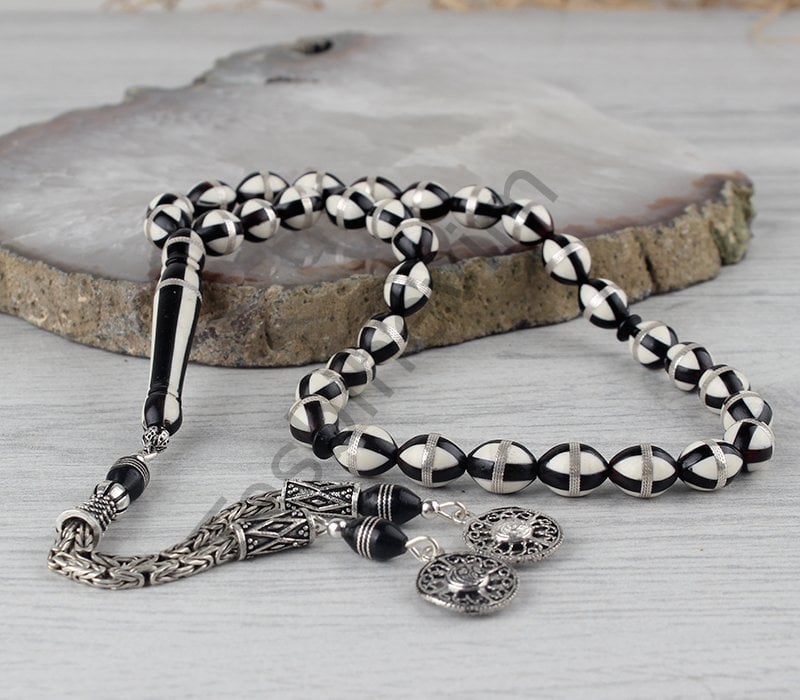 Mine Ve Gümüş İşlemeli Arpa Kesim Kuka Tesbih