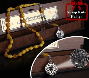 İsim Yazılı Ahşap Kutu Hediyeli 100 Dilde Seni Seviyorum Yazılı Gümüş Püsküllü Kehribar Tesbih